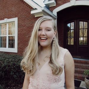 Meet your Posher, Brooke